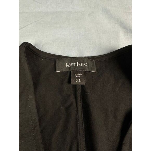 NWT Karen Kane Women's La Vie En Rosa Studded Dress XS Black Cold Shoulder - Picture 5 of 6